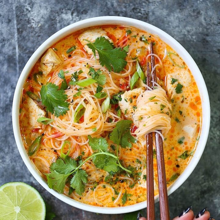 Thai-Red-Curry-Noodle-Soup